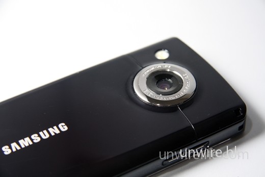 i8910HD 的鏡頭，可拍攝最高 720p 高清影片。