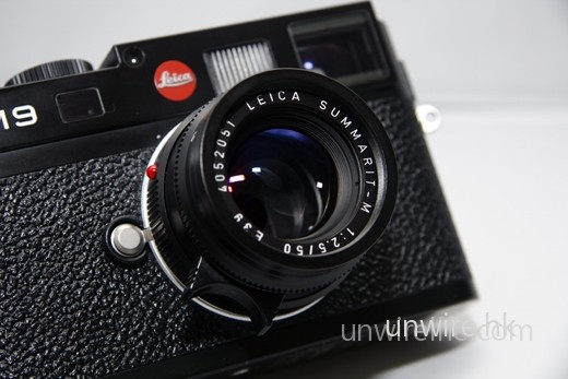 今次測試採用的鏡頭，為 Leica 原廠的 Summarit-M 50mm f/2.5。