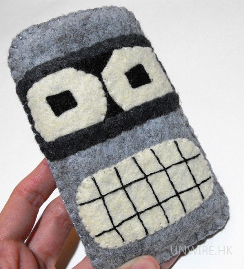 bender_iphone_case_closeup