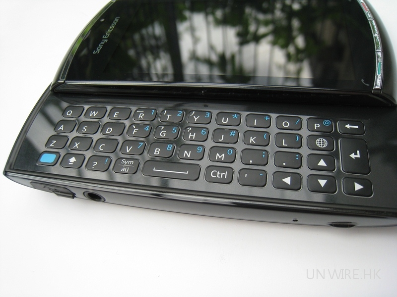 Vivaz Pro keyboard