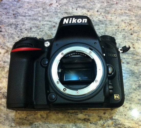 nikon-d600-font