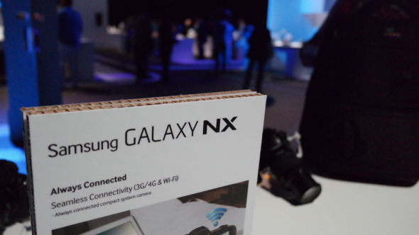 iso 6400 時會見到雜訊,但相片仍可使用。