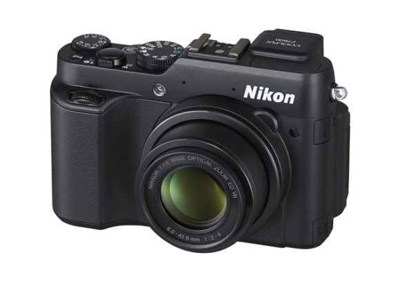 Nikon-Coolpix-P7800