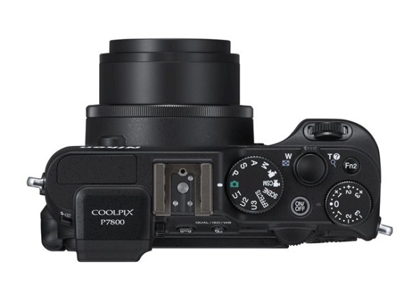 Nikon-Coolpix-P7800-top