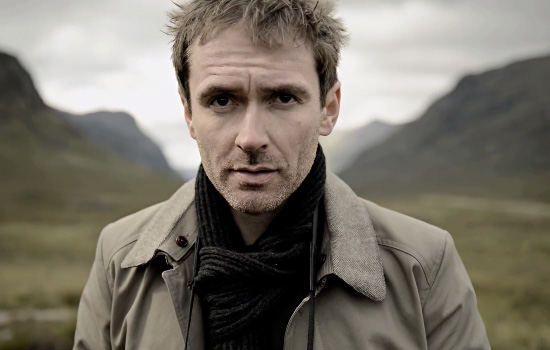 Nikon-retro-FX-DSLR-camera-teaser