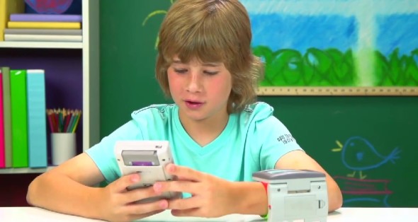 2014-07-07 13_38_56-KIDS REACT TO GAME BOY - YouTube