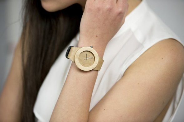 analog-watch-co-recycled-wooden-watches-1.jpg.650x0_q85_crop-smart
