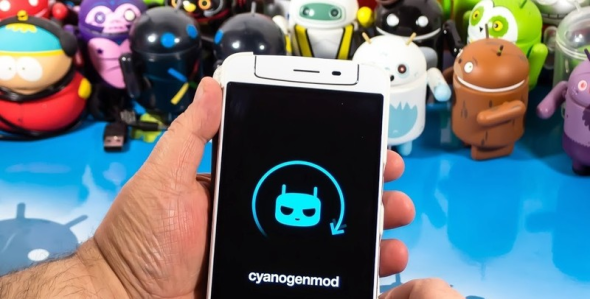 34216_large_CyanogenMod_Turned_Down_Google_FP_Wide
