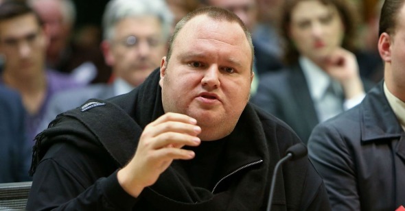 kim-dotcom-suss-new-zealand