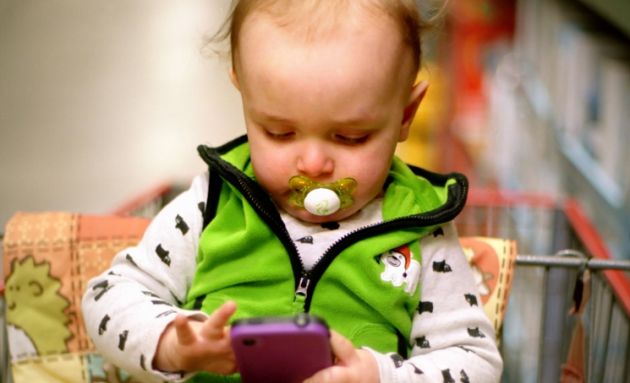 baby_with_phone_DaveLawler_flickr-630x383