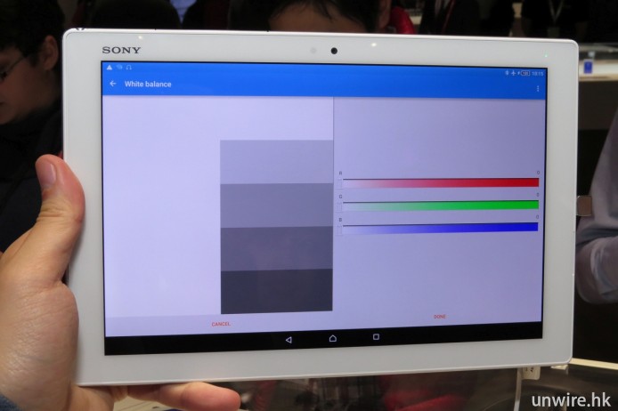 如果仍然唔滿意顏色，Sony 亦可讓用家自行調較。