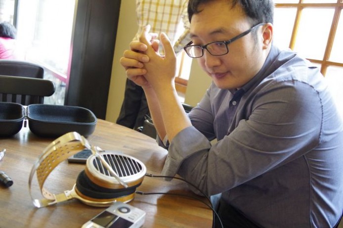 hifiman's CEO Dr Fang Bian with new products-12