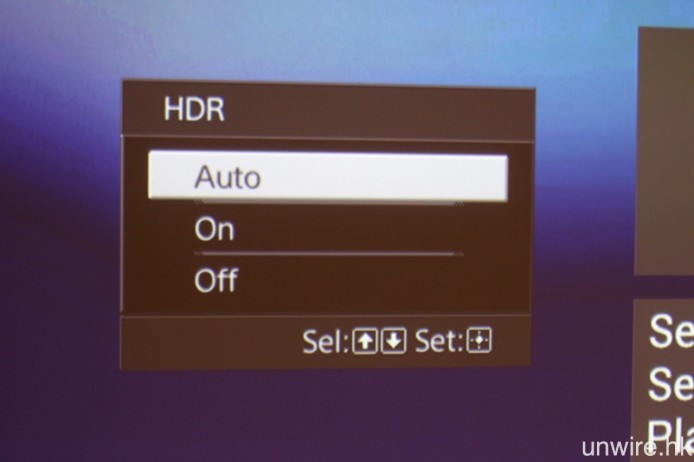 支援傳輸 HDR 訊號是 VPL-VW520ES 的重要賣點。
