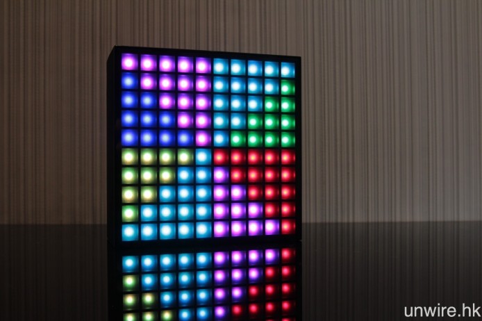 預設的 5 種燈效模式，包括跟隨音樂跳動的「Dancing Rhythm」，以及七色彩虹「Spinning Rainbow」。