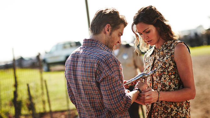 CHILDHOOD'S END -- "The Overlords" Episode 101 -- Pictured: (l-r) Mike Vogel as Ricky Stormgren, Daisy Betts as Ellie -- (Photo by: Ben King/Syfy)