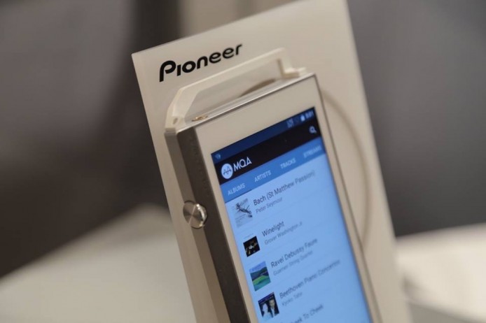 現場展示的 Pioneer XDP-100R，已支援 MQA 串流播放。