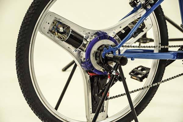centinel_smart_electric_bicycle_wheel_turns_your_bike_into_ebike_2