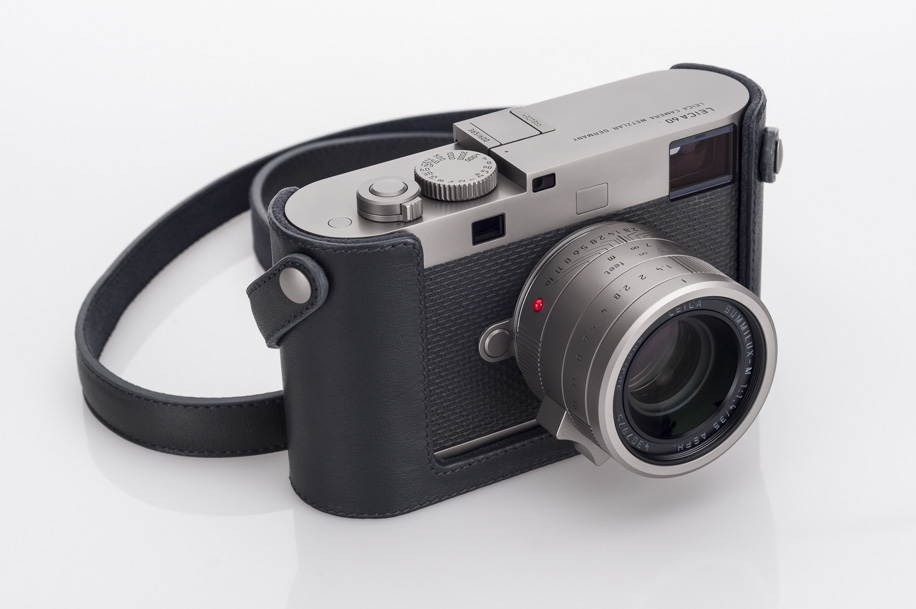 Leica-M-Edition-60-camera-unboxing-6