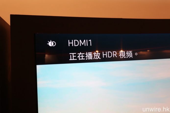 支援顯示 HDR 影像訊號。